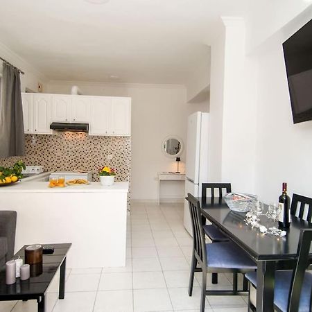 Dean Apartment At Закинтос Екстериор снимка